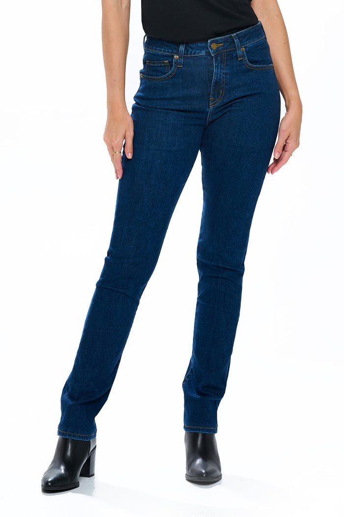 Aviator slim straight classic indigo travel jeans