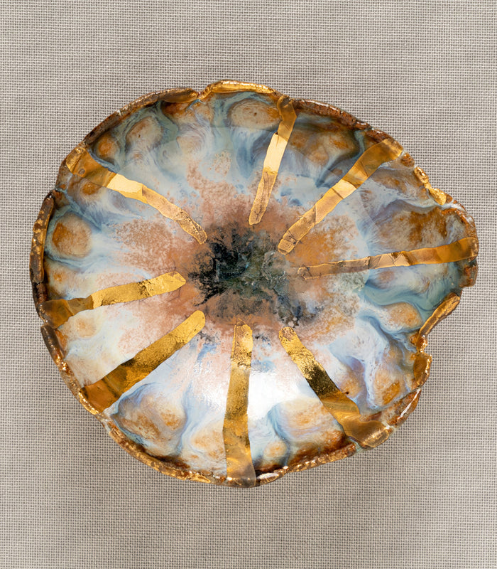 Blue Lagoon Ring Dish G-006 for rings, blue and gold resin in a sunburst style bowl