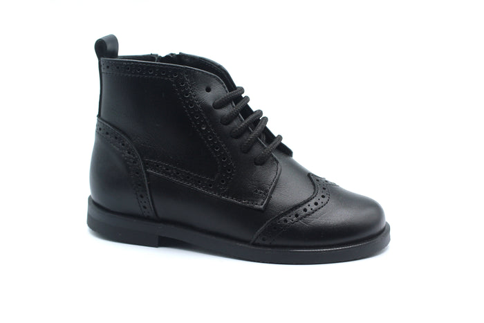 Don Louis Black Wingtip Boot