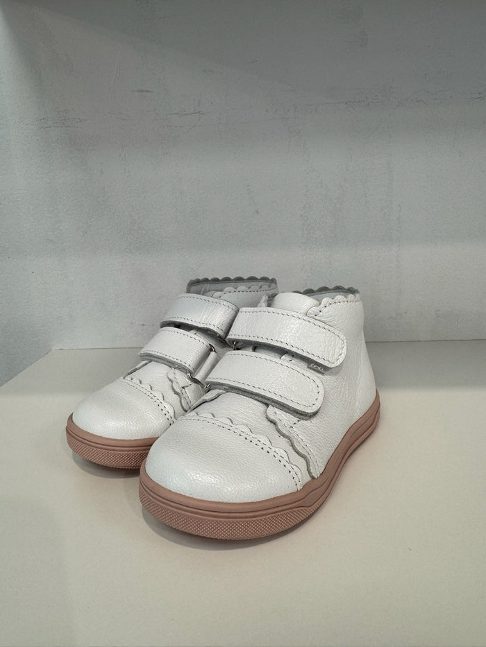 Emel Shiny White Sneaker