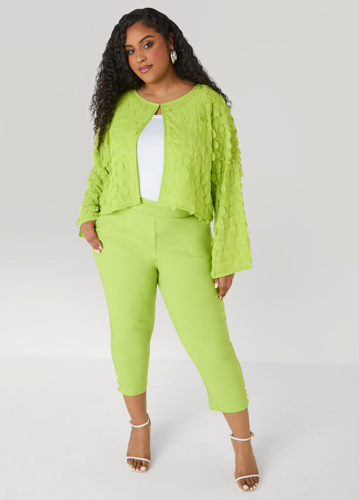 Millennium Button Detail Capris