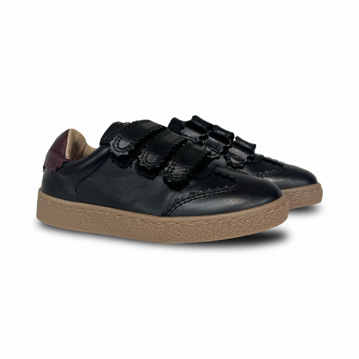 Porte Black Velcro Scalloped Sneaker