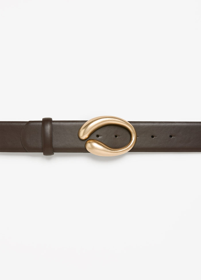 Sculpted Buckle Belt