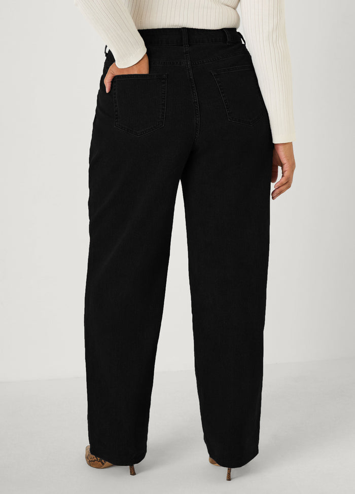 Short Straight Leg Universal Jean