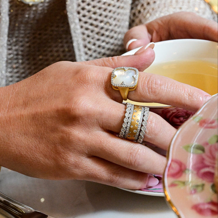 The Icon Halo Cocktail Ring