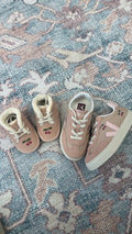 Veja Cherry Elastic Sneaker